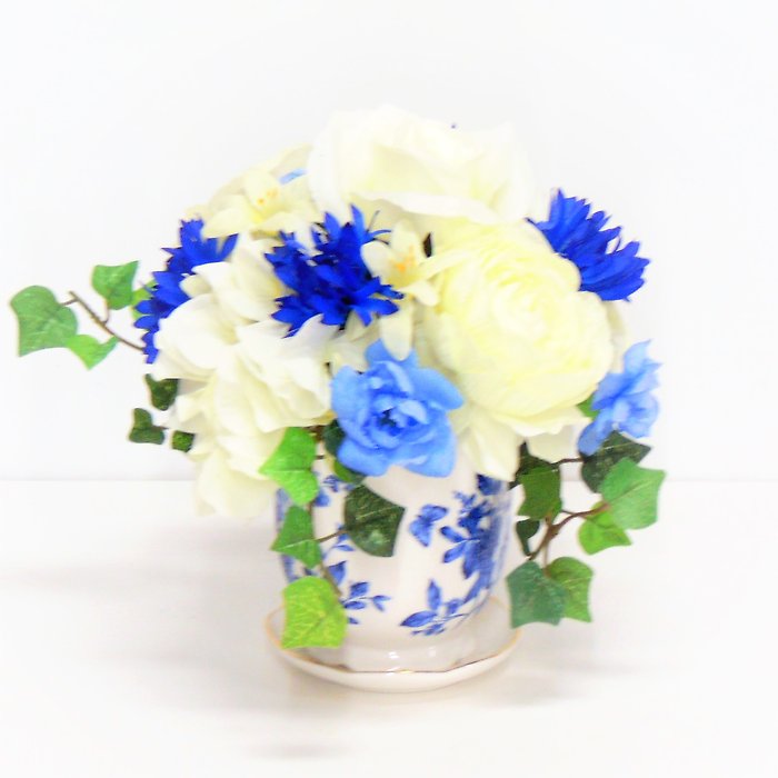 Blue Button Mini Silk Pot